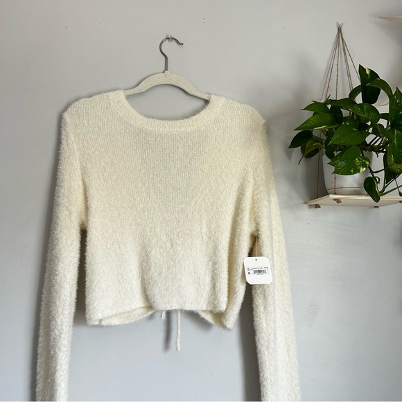 NWT Altard state white sparkly cross back winter sweater size XL extra large - Picture 3 of 6